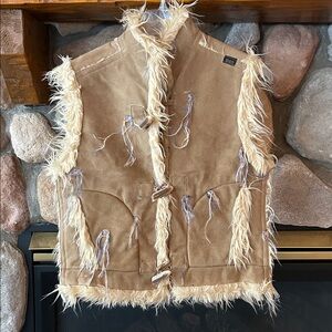 Skea Women's Shearling Faux Suede Toggle Closure Ski Vest, Size S